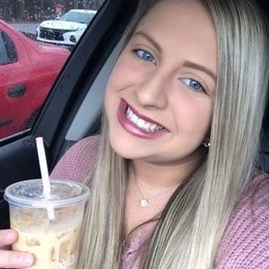 Meet your Posher, Taylor